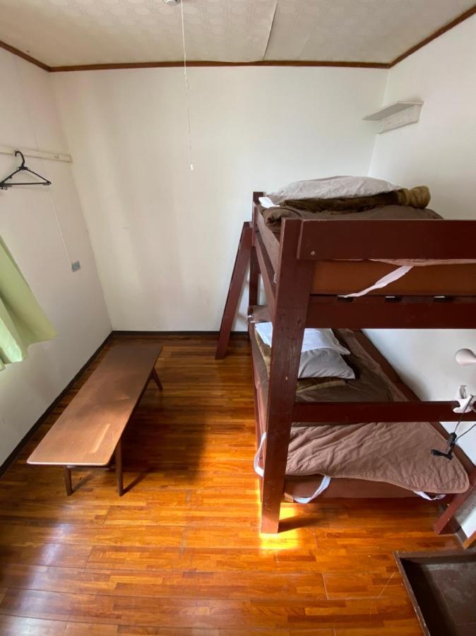 Guesthouse Base Okinawa Наха Екстериор снимка